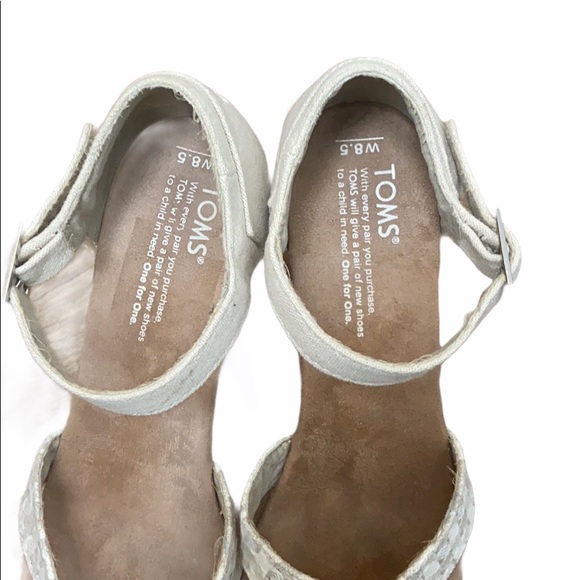 TOMS like new wedge sandals sz 8.5 - Picture 2 of 6